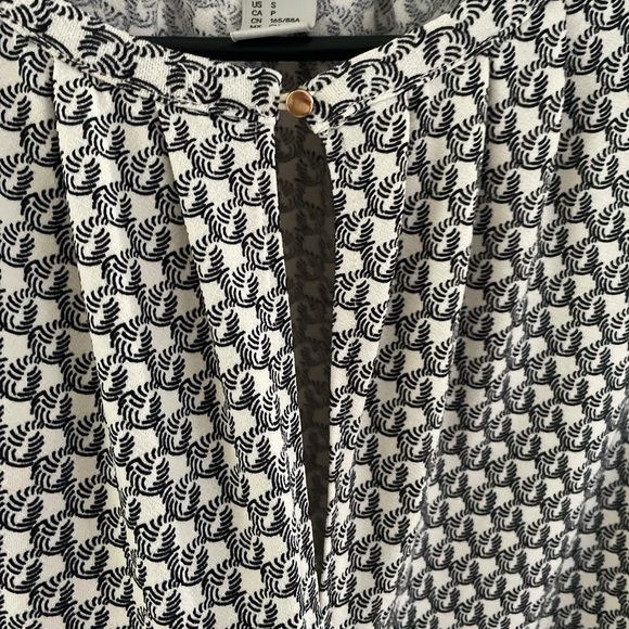 H&M patterned blouse - Picture 2 of 2